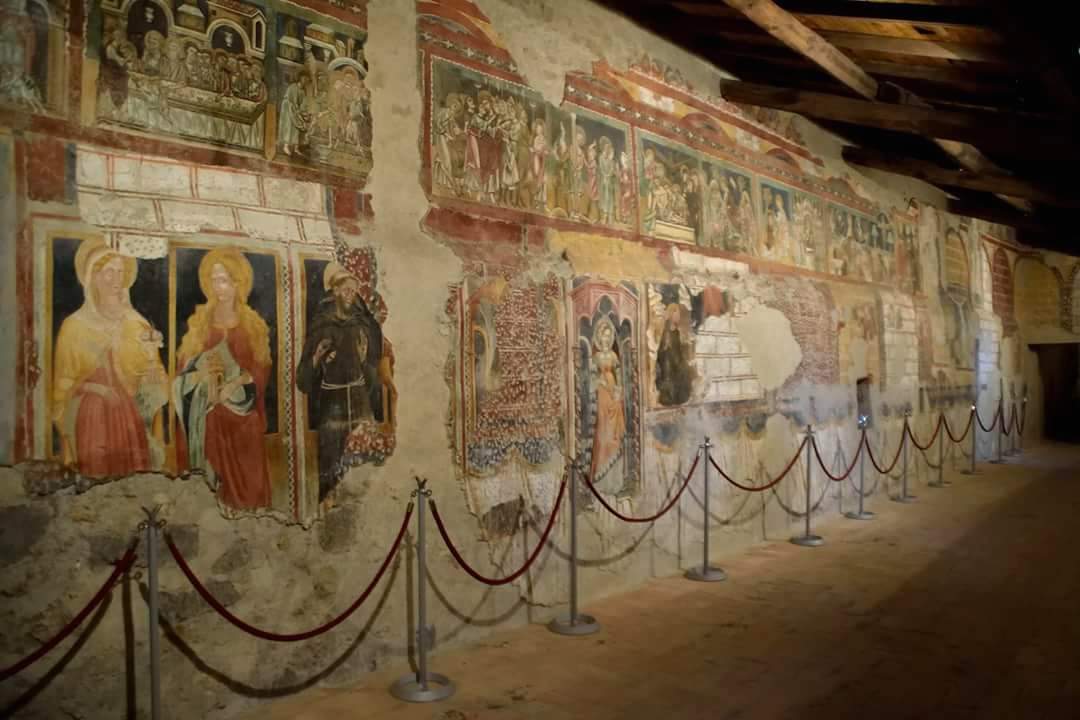 San Pietro in Vineis affreschi Anagni (esempio di bibbia dei poveri)